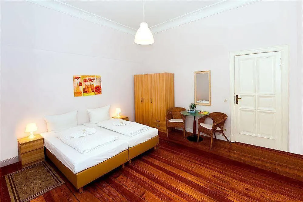 Hotel Pension Elegia Am Kurfuerstendamm Berlin