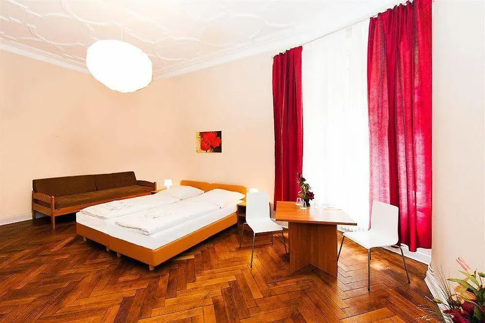 Hotel Pension Elegia Am Kurfuerstendamm Berlim Alemanha