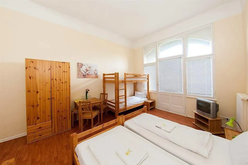 Hotel Pension Elegia Am Kurfuerstendamm Berlim